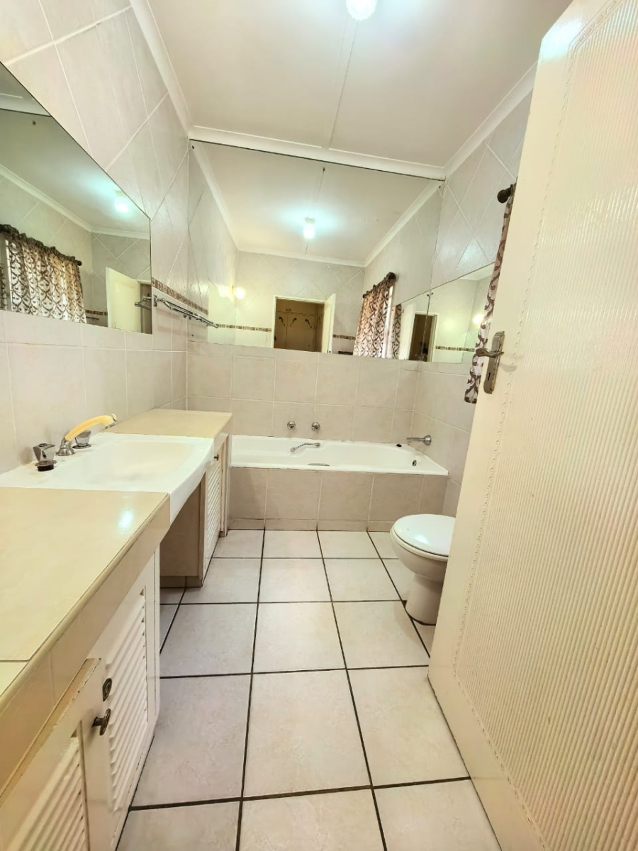 5 Bedroom Property for Sale in Sasolburg Ext 23 Free State